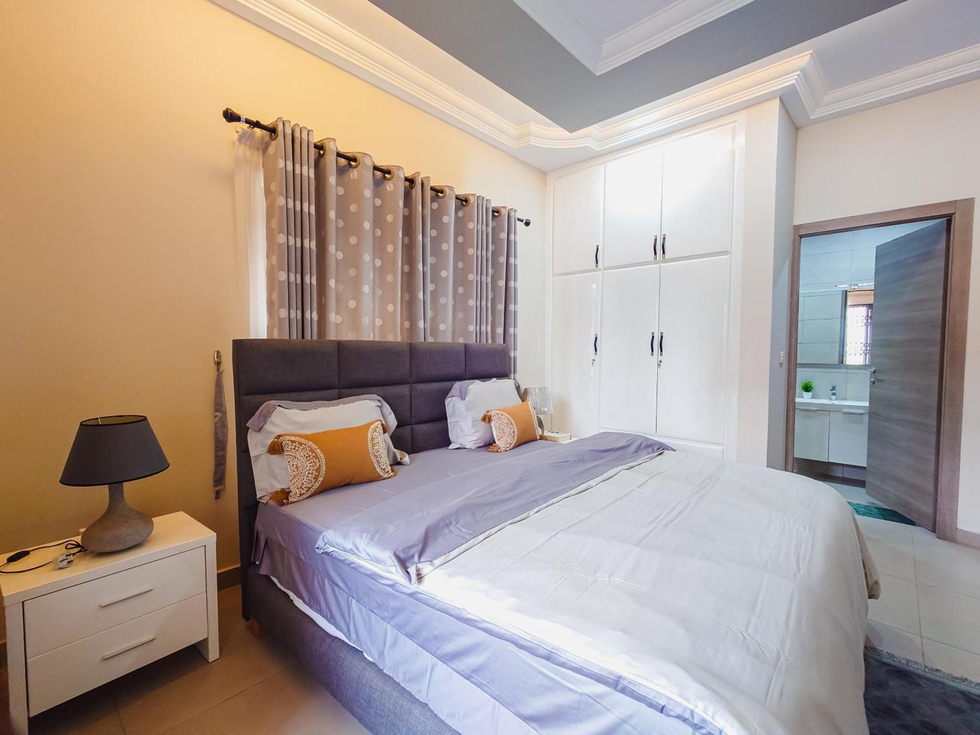 Queens View Apartment Accra Buitenkant foto