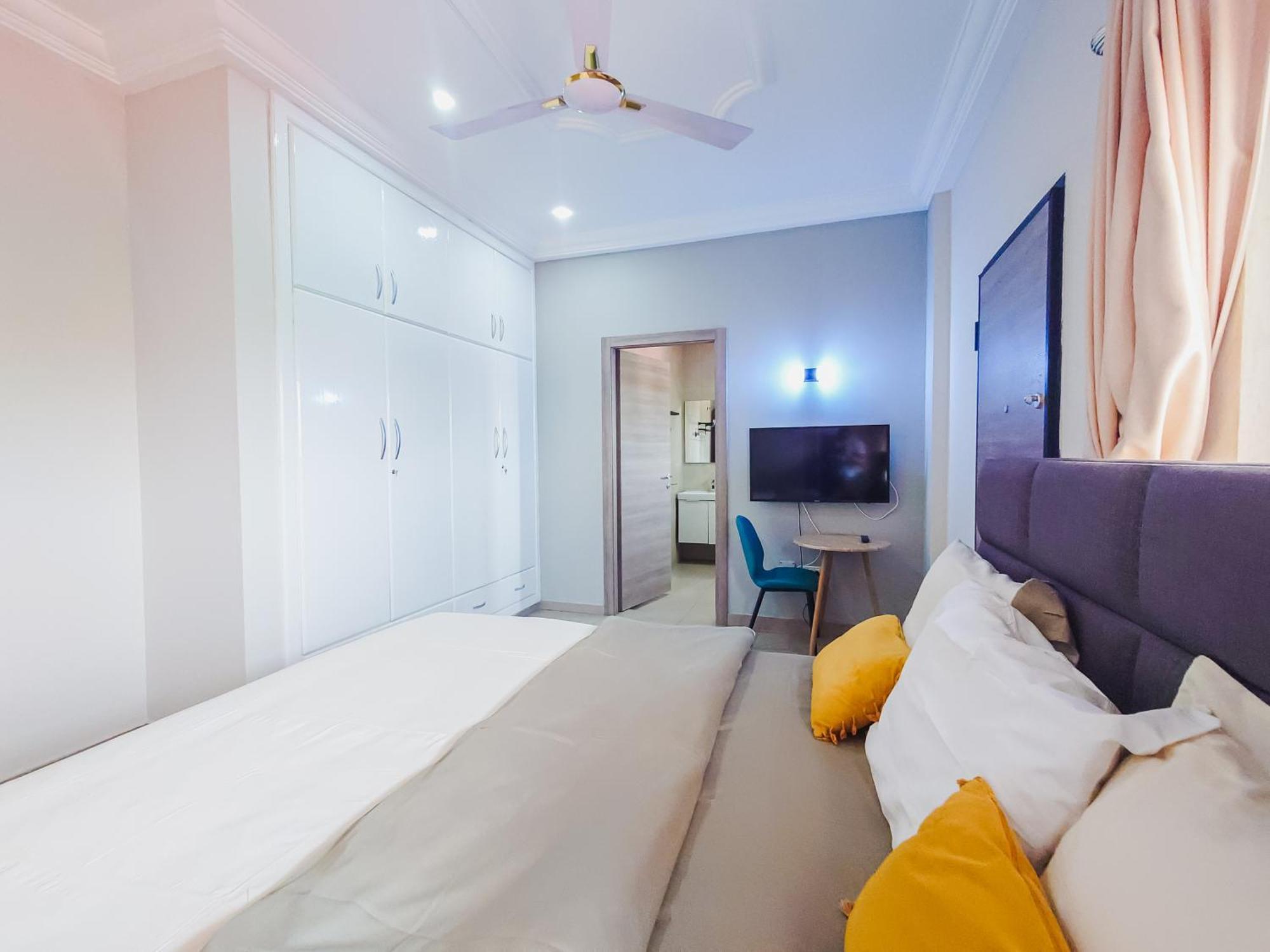 Queens View Apartment Accra Buitenkant foto