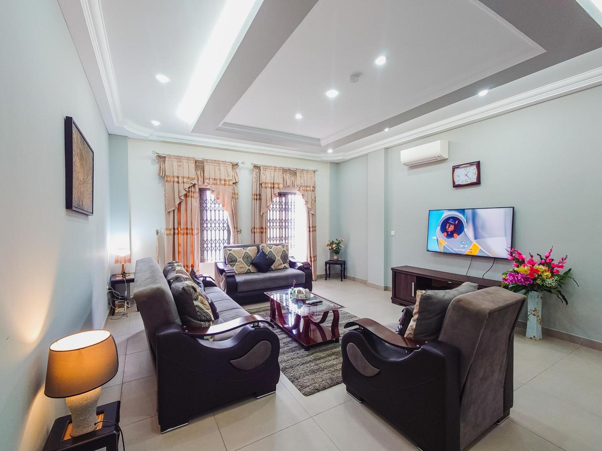Queens View Apartment Accra Buitenkant foto